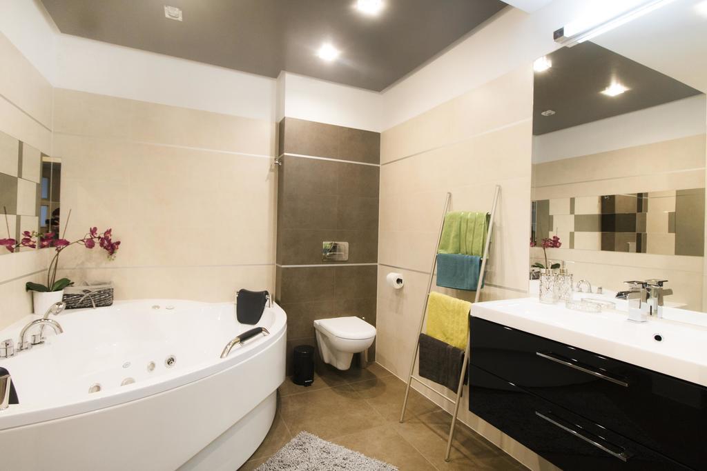 Kings City - Skawińska Apartment Kraków Zewnętrze zdjęcie